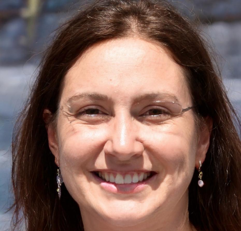 Risk Management Expert Sarah Martinez